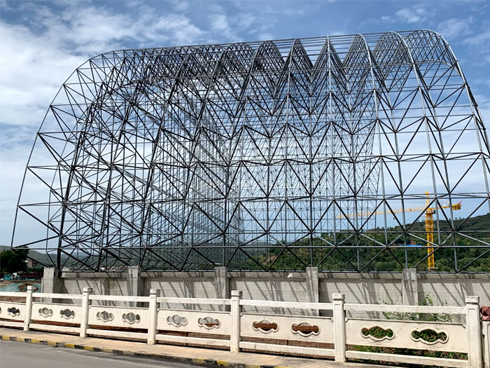 辽阳山寨矿储煤棚网架